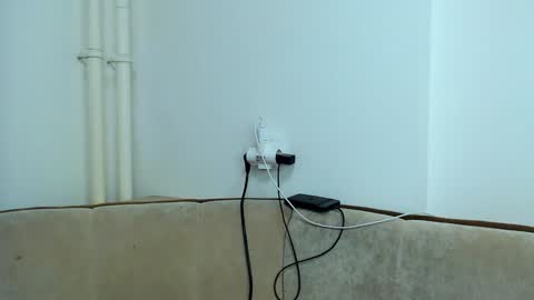 helen_adams_ online show from 12-02-24, 02:30