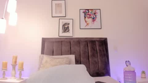 Helen  online show from 02-06-25, 04:58