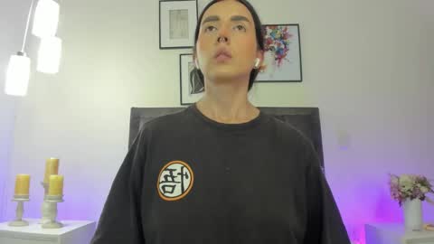 Helen  online show from 02-23-26, 12:35