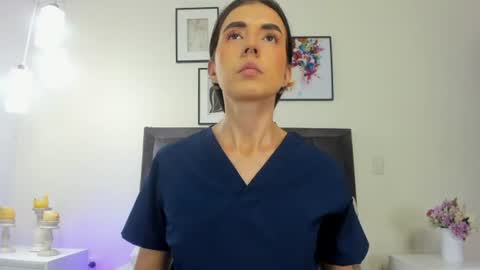 Helen  online show from 06-17-26, 12:50