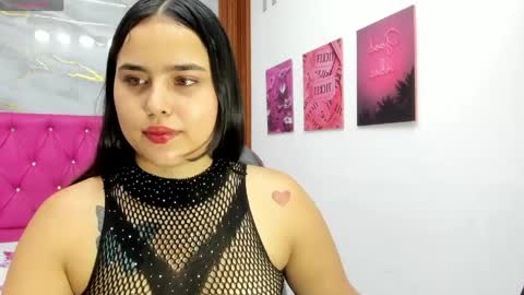 Snapshot of helen_russoo chatting on 04-11-26, 06:34 Helen online show from 04-11-26, 06:34