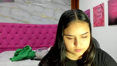 Snapshot of helen_russoo chatting on 04-29-26, 06:47 Helen online show from 04-29-26, 06:47