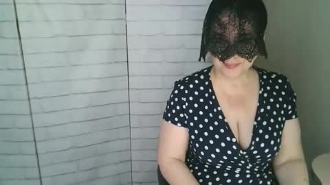 Helen online show from 04-11-26, 03:55