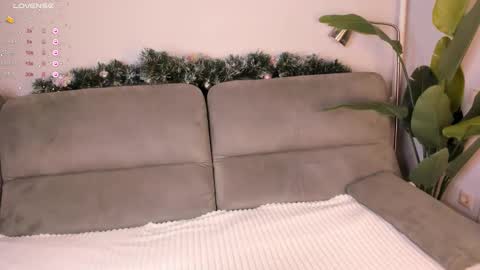 Helen online show from 01-10-26, 03:03