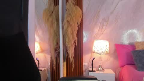 Snapshot of helena_santos01 chatting on 05-24-26, 12:21 Helena Santos online show from 05-24-26, 12:21