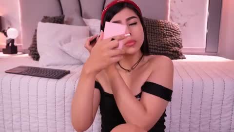 Snapshot of helena_whaite chatting on 07-02-26, 02:34 helena_whaite online show from 07-02-26, 02:34