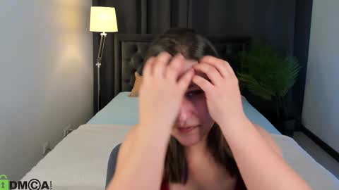 helenahoffmann online show from 02-16-26, 04:19