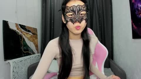 Hi I am Helen online show from 04-03-26, 02:09