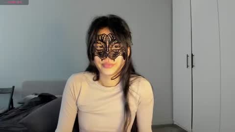 Hi I am Helen online show from 06-15-26, 02:14