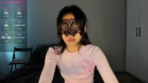 Hi I am Helen online show from 06-22-26, 02:13