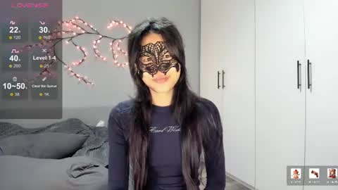 Hi I am Helen online show from 07-09-26, 02:15