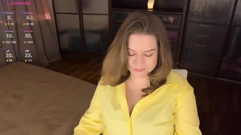 Helena Bonham online show from 03-29-26, 05:29