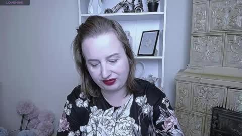 Helen online show from 10-23-25, 07:40