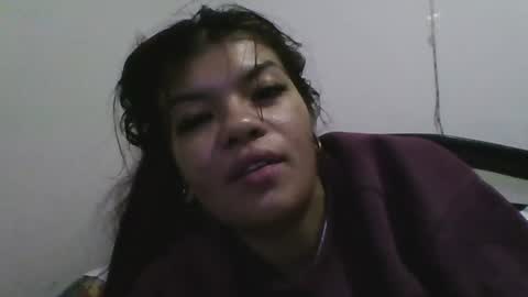 Snapshot of helenoliveira76340912 chatting on 06-17-26, 04:37 helenoliveira76340912 online show from 06-17-26, 04:37