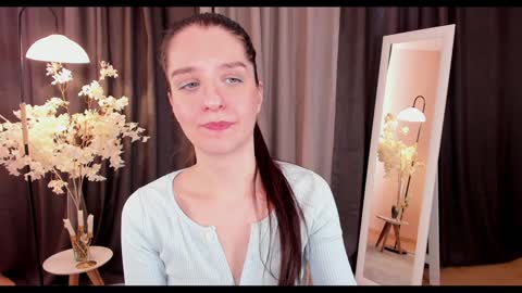 Helen online show from 02-06-25, 05:57