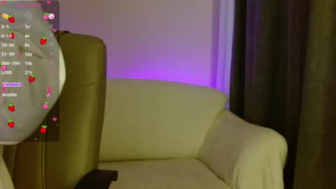 Snapshot of helenxlove chatting on 07-23-26, 03:54 HelenXLove online show from 07-23-26, 03:54