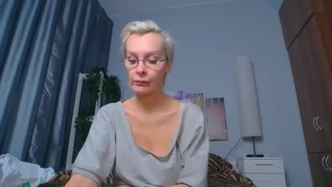 Snapshot of helgahimmele chatting on 02-18-25, 09:53 Helga online show from 02-18-25, 09:53