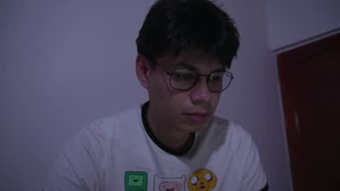 Helio online show from 03-30-26, 01:50