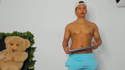 alan y zack online show from 04-21-26, 02:01