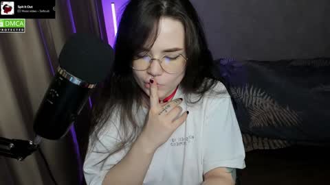 Red online show from 12-10-24, 08:27