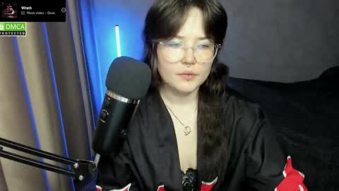 Red online show from 10-12-25, 07:13