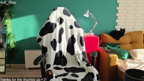 Snapshot of hell_l0ve chatting on 05-31-26, 12:56 Anastasiia online show from 05-31-26, 12:56