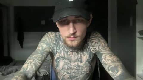 Snapshot of hellacozy chatting on 10-25-25, 11:54 hellacozy online show from 10-25-25, 11:54