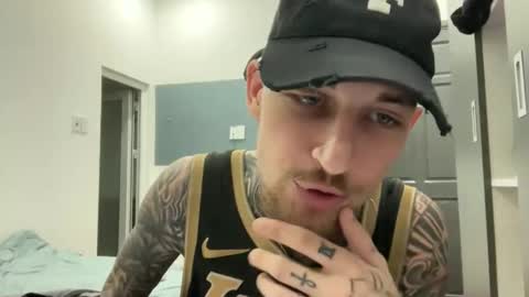 Snapshot of hellacozy chatting on 11-02-25, 05:59 hellacozy online show from 11-02-25, 05:59