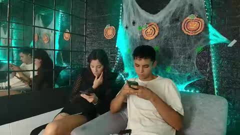 Snapshot of hellanddante_ chatting on 10-26-25, 12:05 H E L L AND D A N T E online show from 10-26-25, 12:05