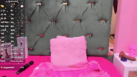 Snapshot of hellen__4master chatting on 12-16-24, 02:05 Hellen online show from 12-16-24, 02:05