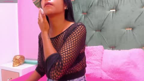 Snapshot of hellen__4master chatting on 01-19-25, 08:07 Hellen online show from 01-19-25, 08:07