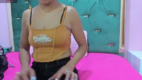 Snapshot of hellen__4master chatting on 01-21-25, 11:03 Hellen online show from 01-21-25, 11:03