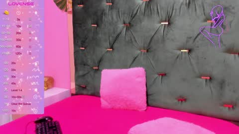 Snapshot of hellen__4master chatting on 01-30-25, 11:11 Hellen online show from 01-30-25, 11:11