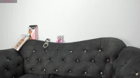 Snapshot of hellen__4master chatting on 03-05-25, 02:34 Hellen online show from 03-05-25, 02:34