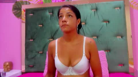 Snapshot of hellen__4master chatting on 09-17-25, 11:12 Hellen online show from 09-17-25, 11:12