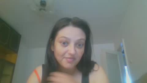 Snapshot of hellen_jessy chatting on 06-07-26, 01:37 Jessy online show from 06-07-26, 01:37