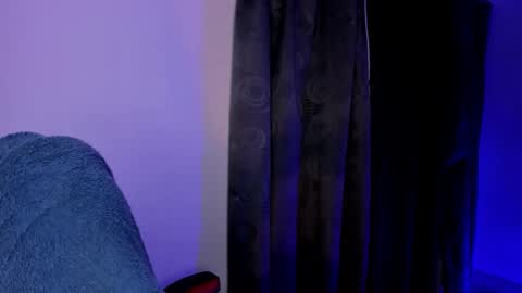 Snapshot of hellena_1 chatting on 05-31-26, 11:28 Juliet online show from 05-31-26, 11:28
