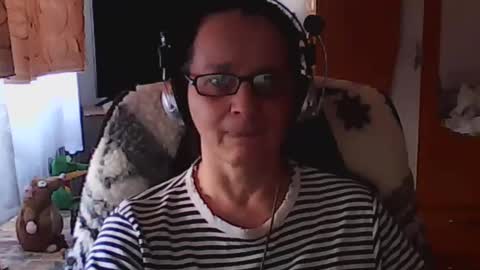 Snapshot of hellenmarie chatting on 01-14-25, 11:31 hellenmarie online show from 01-14-25, 11:31