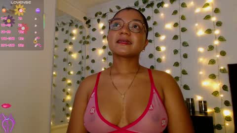 Snapshot of hello_candy chatting on 05-13-26, 11:44 Candy online show from 05-13-26, 11:44