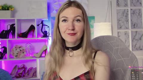 Alisia  Monday to Friday from 10 am to 4 pm GMT 2 online show from 01-17-25, 09:17