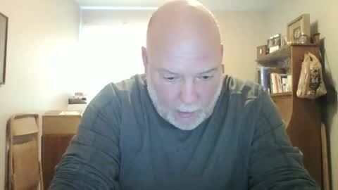 Snapshot of helloforfun111 chatting on 12-26-24, 04:58 helloforfun111 online show from 12-26-24, 04:58