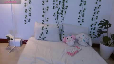 hellokitty_valery1 online show from 03-10-26, 10:48