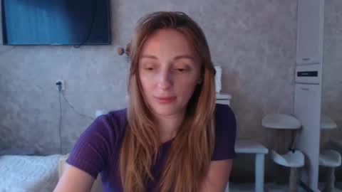 Snapshot of hellokittykaty chatting on 02-05-26, 06:29 Victory online show from 02-05-26, 06:29