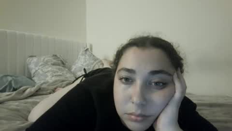 Snapshot of hellooli chatting on 12-22-25, 09:06 hellooli online show from 12-22-25, 09:06