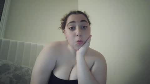 Snapshot of hellooli chatting on 01-07-26, 02:58 hellooli online show from 01-07-26, 02:58