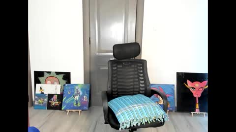 Snapshot of hellotitty_ chatting on 04-12-26, 05:34 Sandy online show from 04-12-26, 05:34