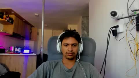 Owner of your wallet  online show from 09-25-25, 07:39