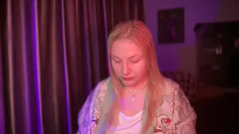 Snapshot of hellyriddle chatting on 12-21-25, 09:49 DeleteyourSadness online show from 12-21-25, 09:49