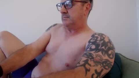 hempie1973 online show from 09-26-25, 07:23