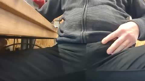 Snapshot of henkietien chatting on 01-18-26, 10:41 henkietien online show from 01-18-26, 10:41